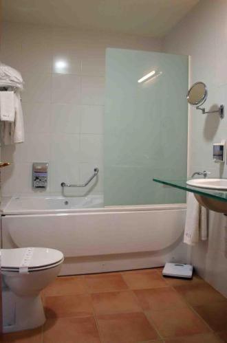 Hotel Comte Tallaferro Besalú Cameră foto